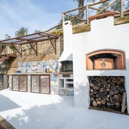Margherita Con Hammam & Jacuzzi Apartment